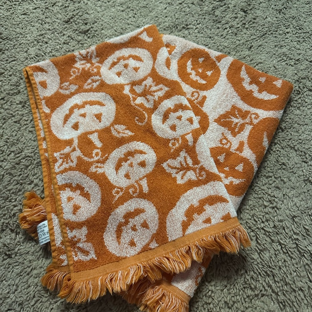 Halloween Pumpkin Fringe Hand Towel - set of 2